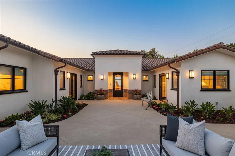 9 Diamonte Lane, Rancho Palos Verdes, CA 90275