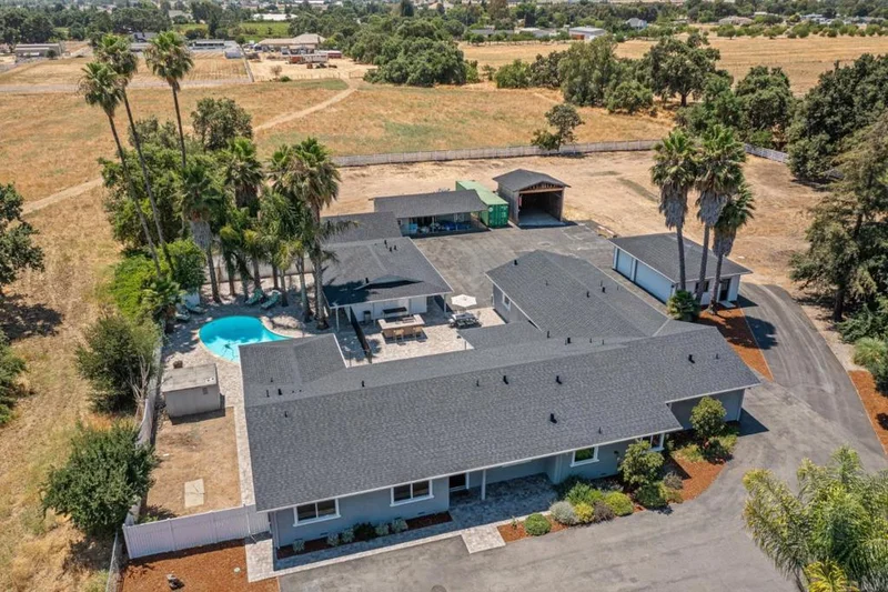 11685 Foothill Avenue, Gilroy, CA 95020