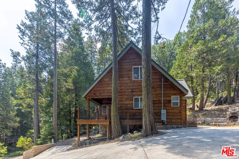 11809 Pine Drive, Wofford Heights, CA 93285
