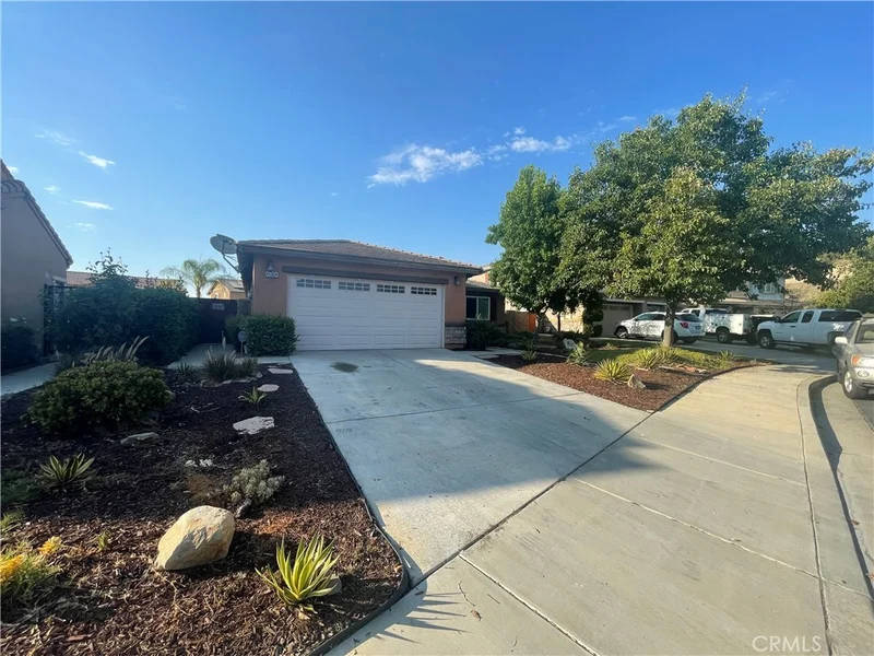 45004 Thalia Lane, Lake Elsinore, CA 92532