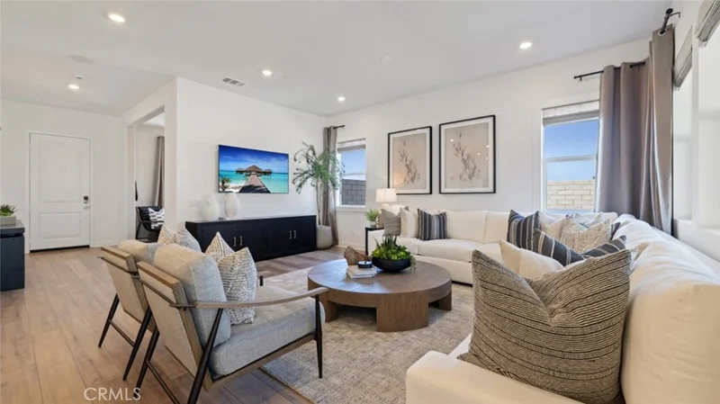29401 Camino Surfeo, Valencia, CA 91354