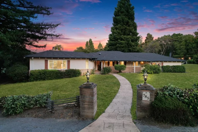 785 Pullman Road, Hillsborough, CA 94010