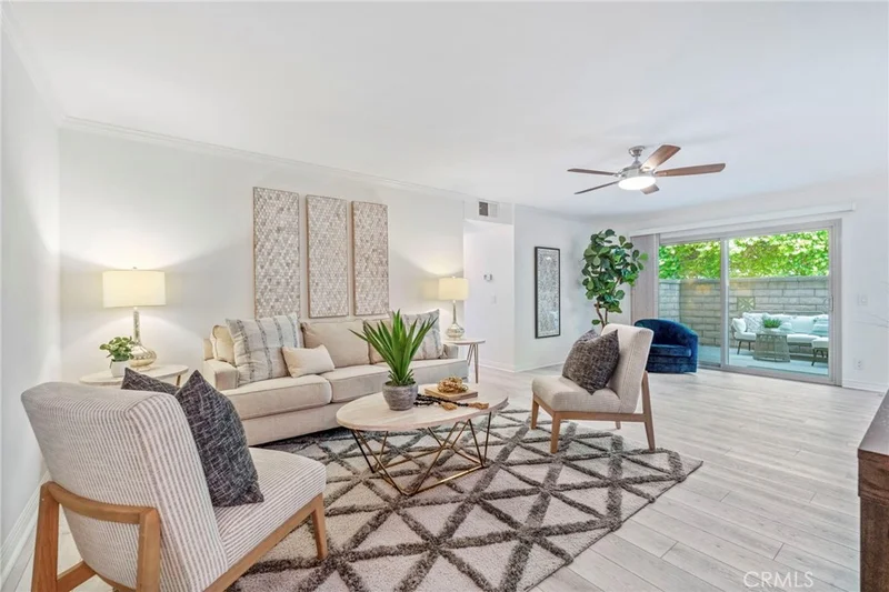 8888 Lauderdale Court 217D, Huntington Beach, CA 92646