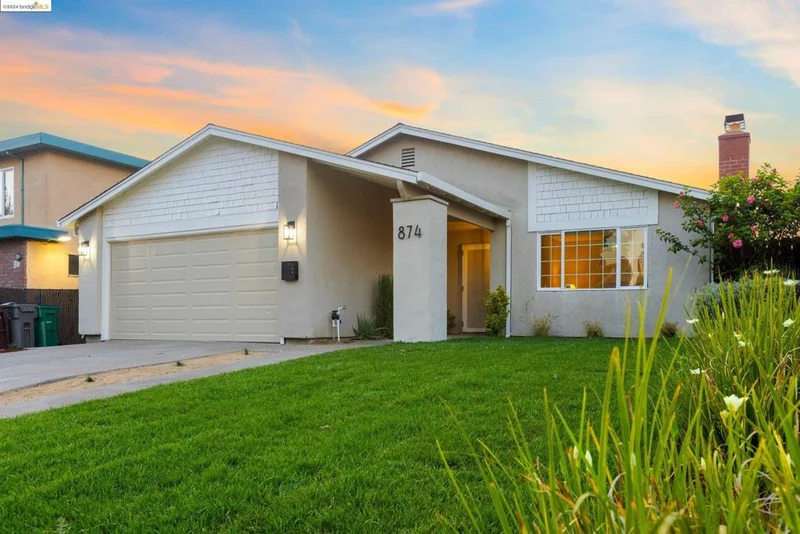 874 59th St, Oakland, CA 94608