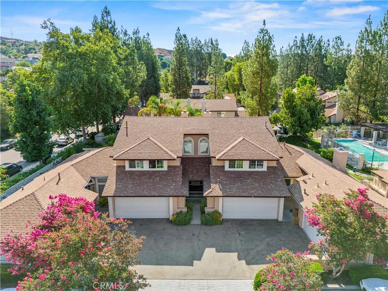 22830 Banyan Place 17, Saugus, CA 91390