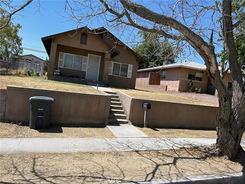 415 B Street, Taft, CA 93268
