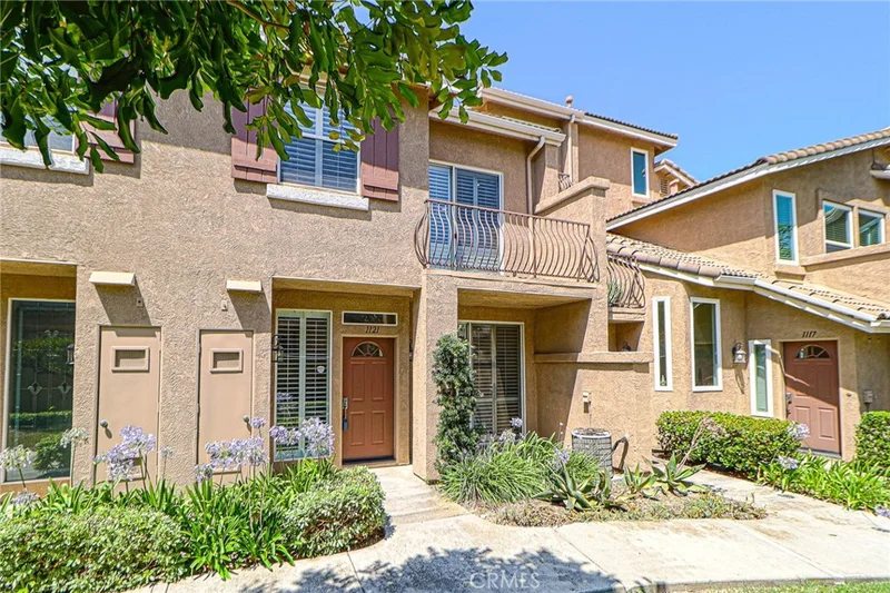 1121 S Positano Avenue, Anaheim Hills, CA 92808