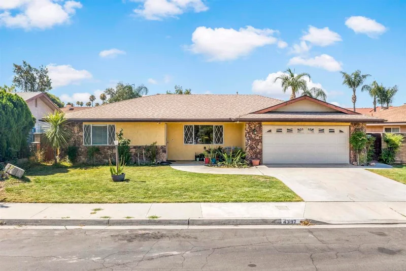43197 Babcock Avenue, Hemet, CA 92544