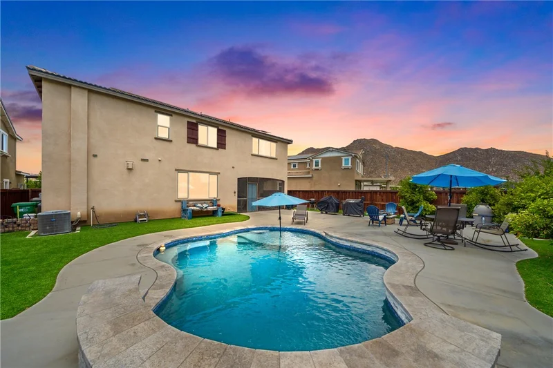 29961 Glacier Bay Drive, Menifee, CA 92585