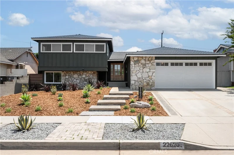 22620 Fonthill Avenue, Torrance, CA 90505
