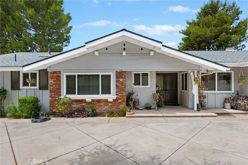 11541 Encino Avenue, Granada Hills, CA 91344