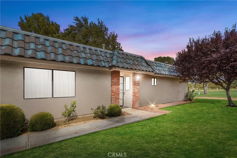 27535 Lakeview Drive 48, Helendale, CA 92342