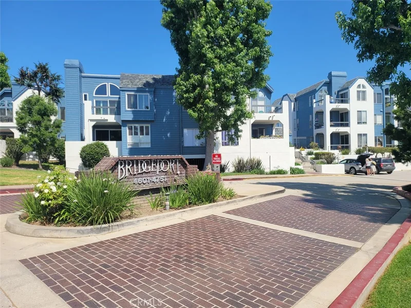 4611 E 4th Street E 9, Long Beach, CA 90814
