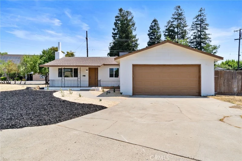 513 N Pine Street, Madera, CA 93637