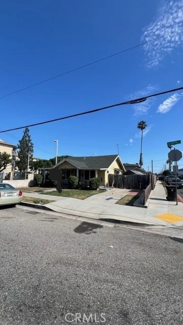 4542 W 118th Street, Hawthorne, CA 90250