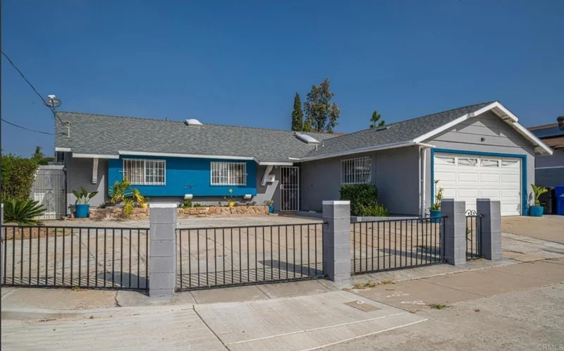 2710 Caulfield Drive