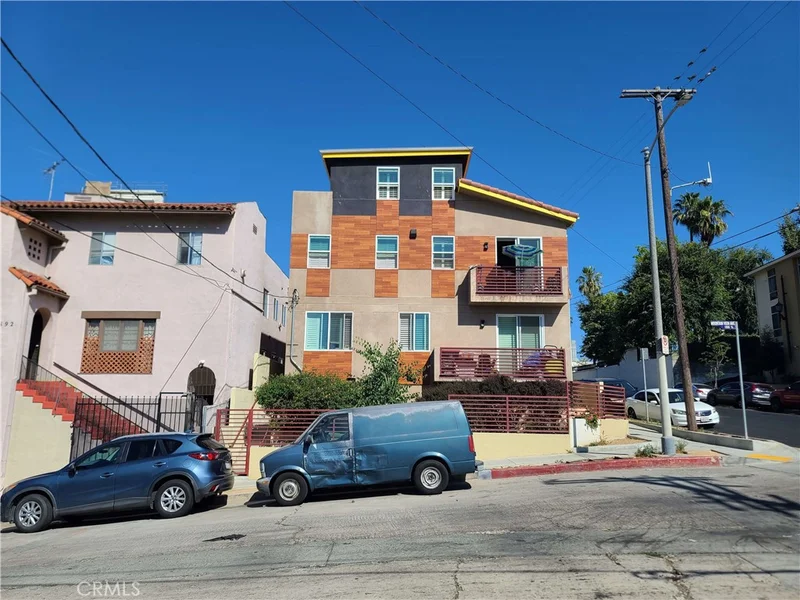 Photo 2 of 2021 Miramar Street