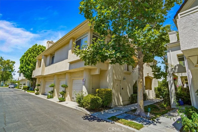 25542 Hemingway Avenue B, Stevenson Ranch, CA 91381