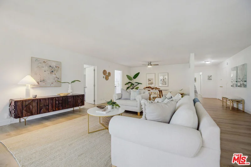 8701 Delgany Avenue 202, Playa Del Rey, CA 90293