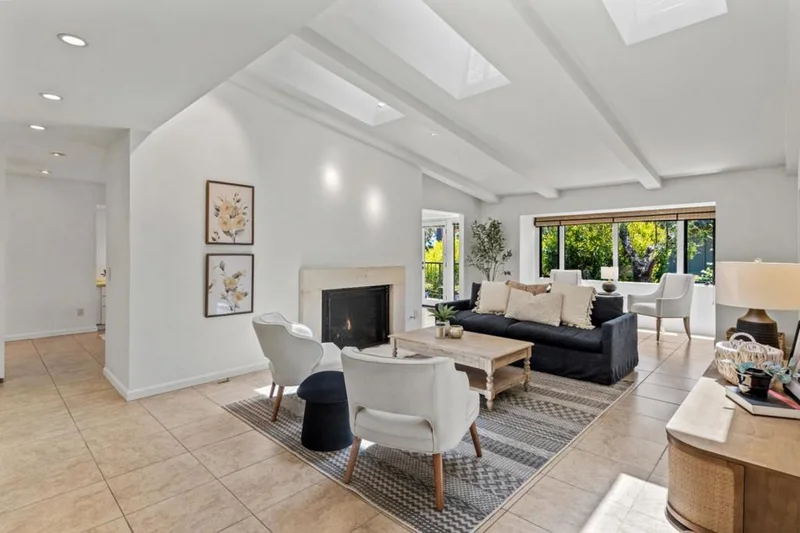 1 Del Mesa Carmel, Carmel, CA 93923
