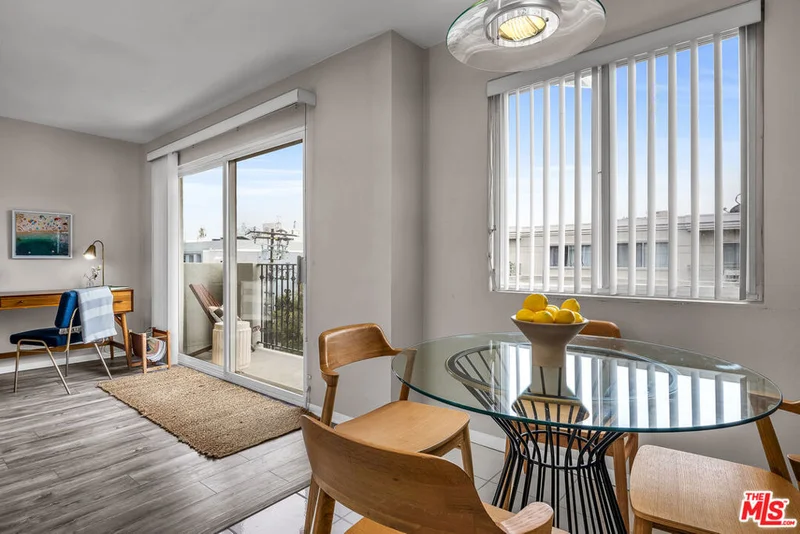 2308 Schader Drive 311, Santa Monica, CA 90404