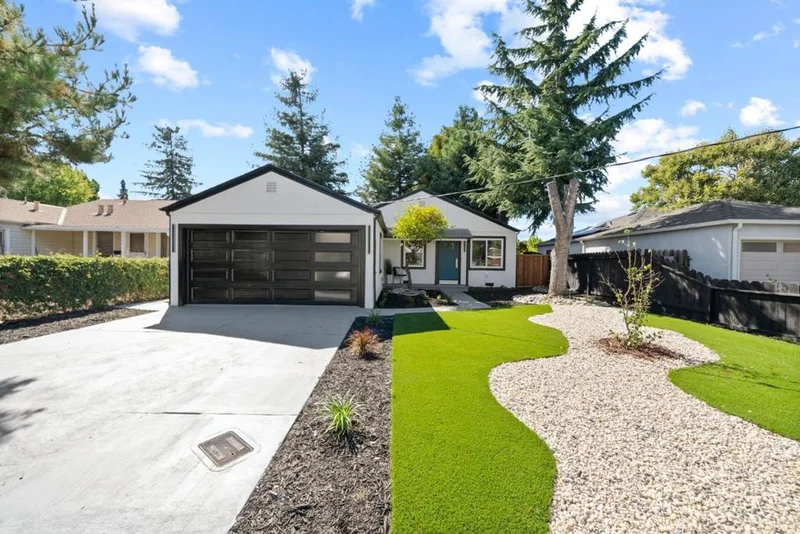 783 8th Avenue, Redwood City, CA 94063