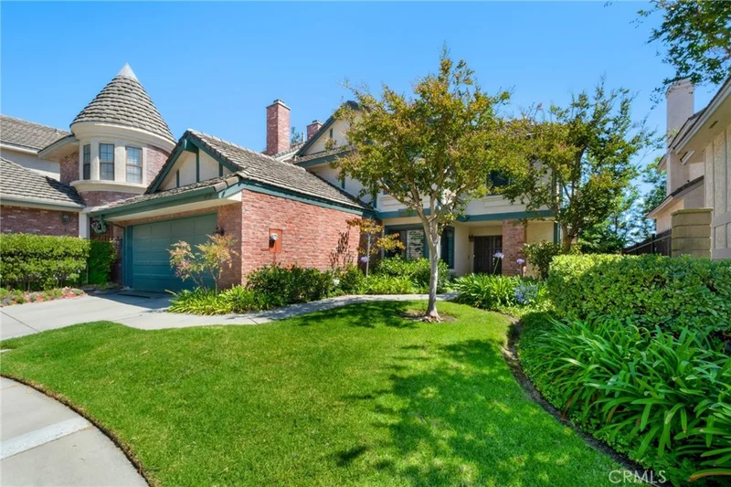 4330 E Terra Vista Lane, Anaheim Hills, CA 92807