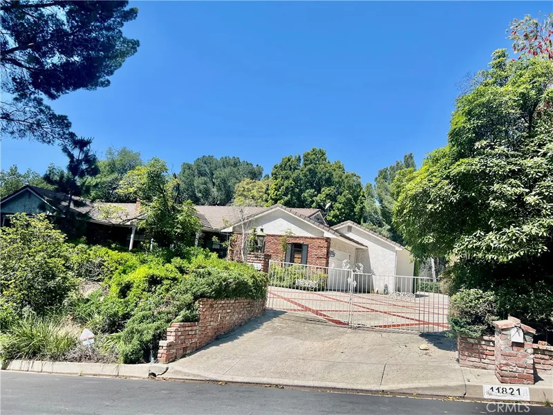 11821 Susan Drive, Granada Hills, CA 91344