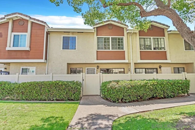 10170 Palm Glen Dr 48, Santee, CA 92071