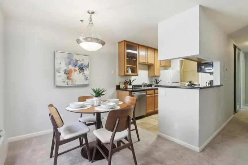 880 E Fremont Avenue 321, Sunnyvale, CA 94087