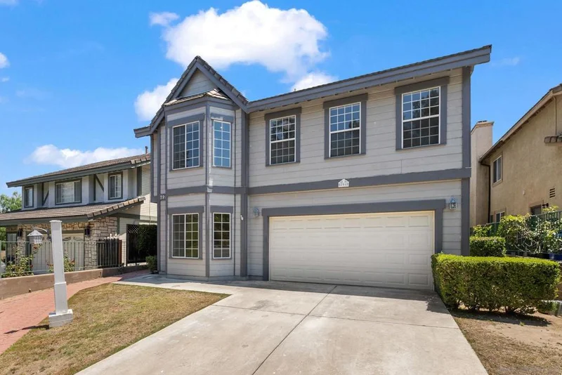 791 English Holly Ln, San Marcos, CA 92078