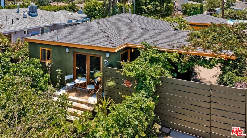 4211 Lyceum Avenue, Los Angeles, CA 90066