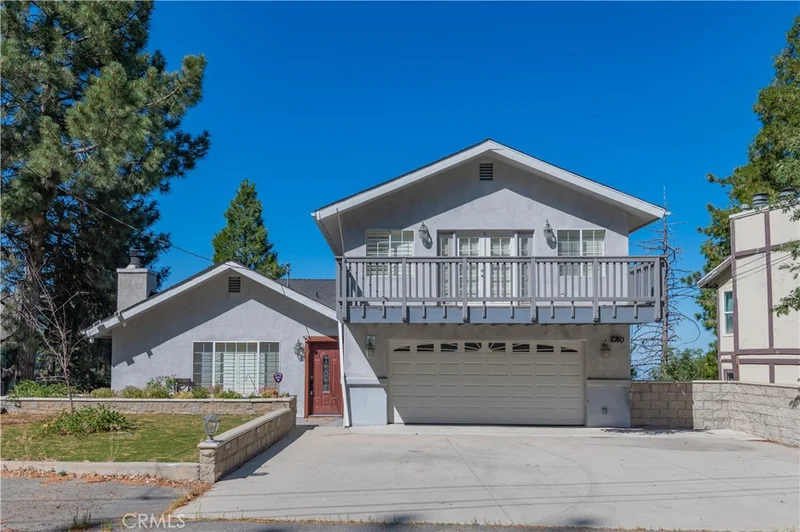 2740 Valkyrie Drive, Running Springs, CA 92382