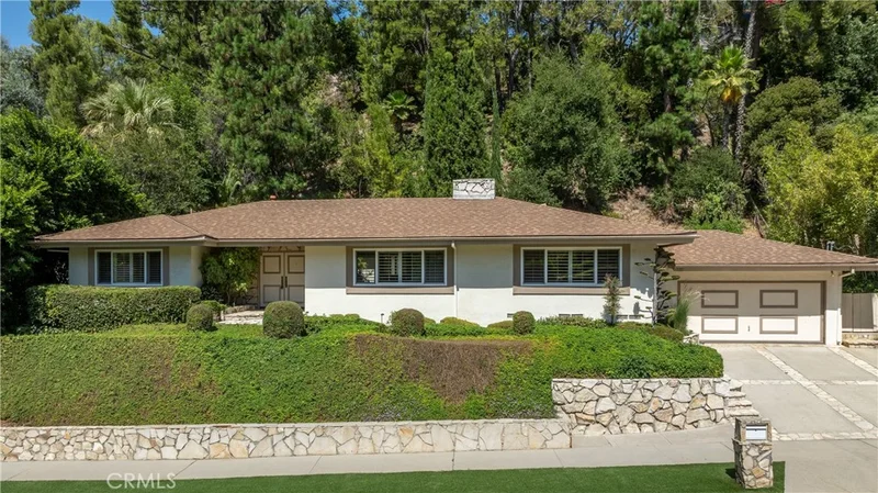 4500 Noeline Avenue, Encino, CA 91436