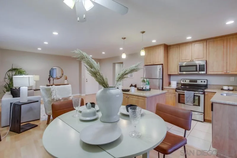 7858 Cowles Mountain Ct D-14, San Diego, CA 92119