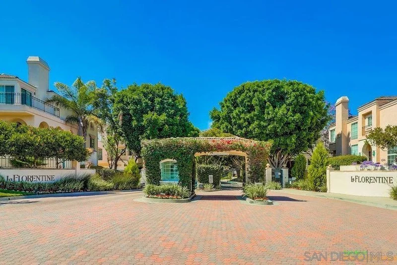 5105 Renaissance Ave C, San Diego, CA 92122