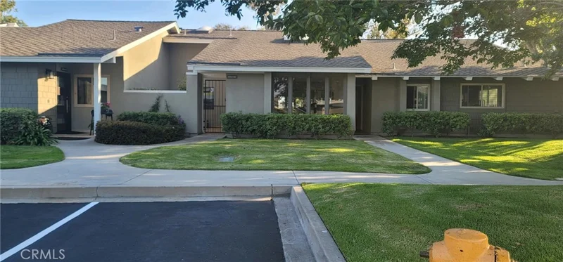 8766 Tulare Drive 403C, Huntington Beach, CA 92646