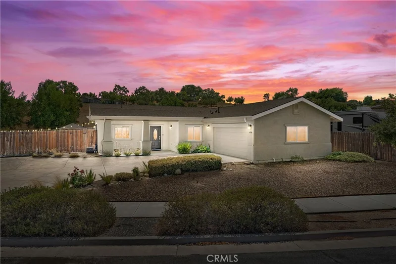 416 Montebello Oaks Drive, Paso Robles, CA 93446