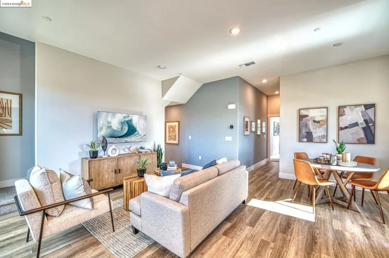 619 Somi 34, Hayward, CA 94544