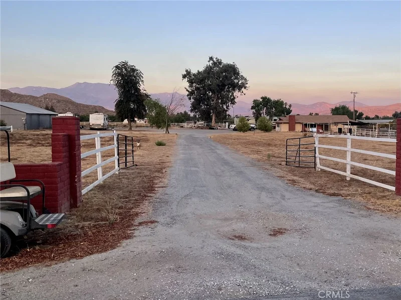 25300 California Avenue, Hemet, CA 92545