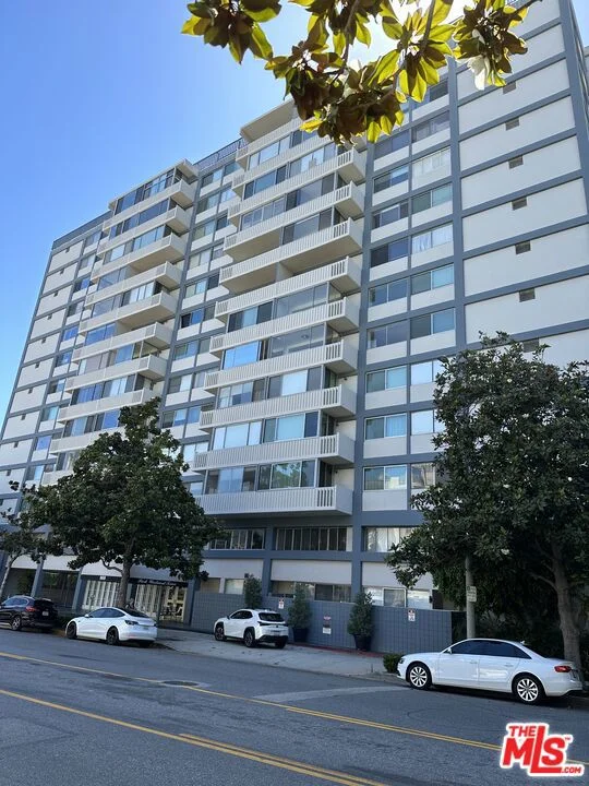 969 Hilgard Avenue 910, Westwood, CA 90024