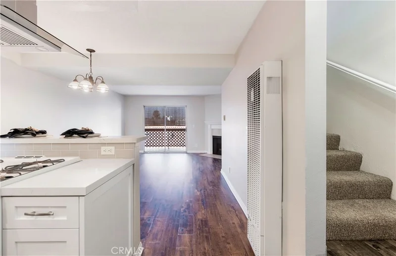 1001 Belmont Avenue 317, Long Beach, CA 90804