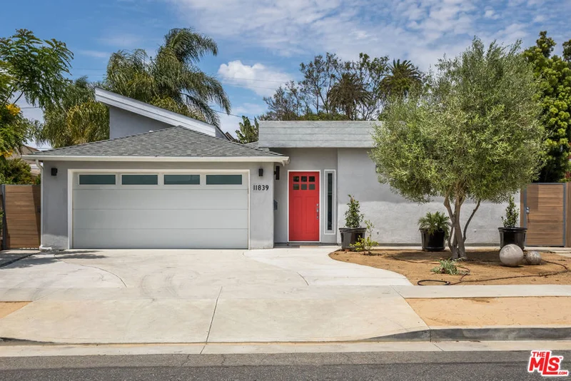 11839 Atlantic Avenue, Los Angeles, CA 90066