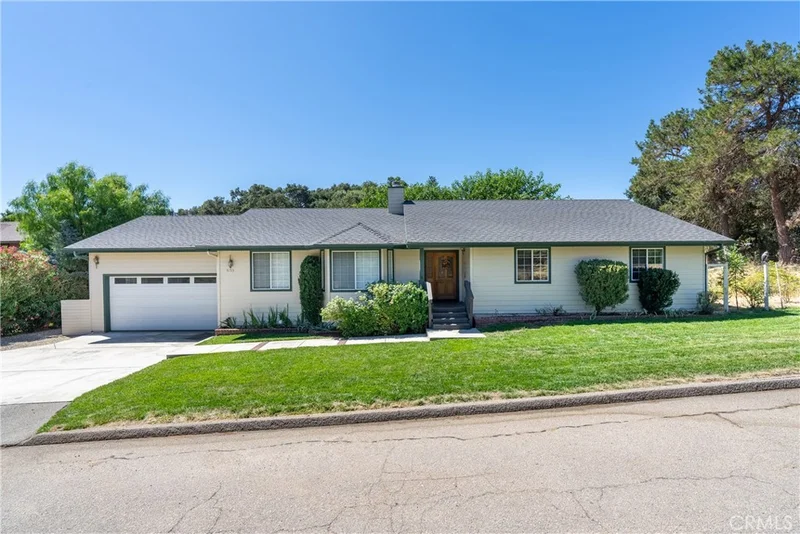 5155 Atajo Avenue, Atascadero, CA 93422