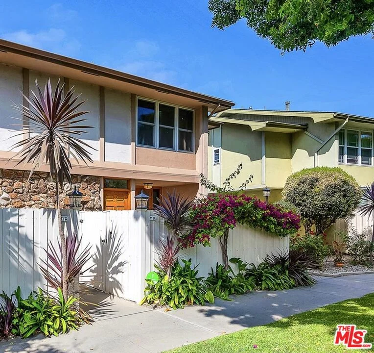 5215 S Sepulveda Boulevard 11D, Culver City, CA 90230
