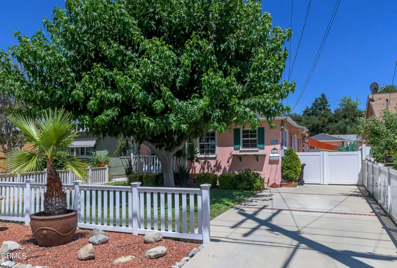 10326 Oro Vista Avenue, Sunland, CA 91040