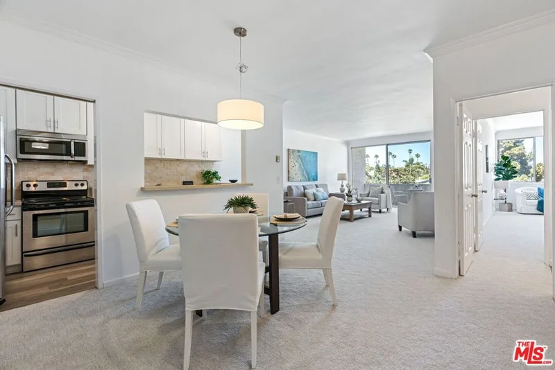 901 10th Street 403, Santa Monica, CA 90403