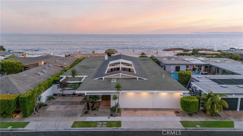 4633 Camden Drive, Corona Del Mar, CA 92625