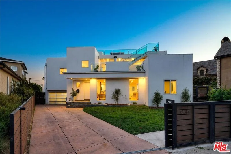 12314 Marine Street, Los Angeles, CA 90066