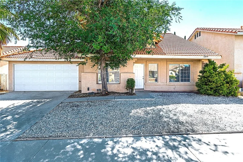 12579 Santa Fe Trail, Victorville, CA 92392